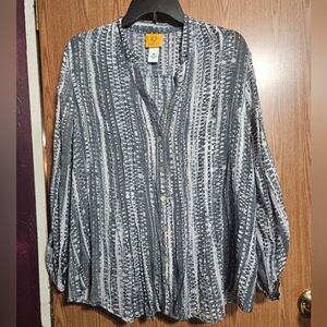 Ruby Rd. Gray Boho Pleated Button Down Blouse Size Medium!